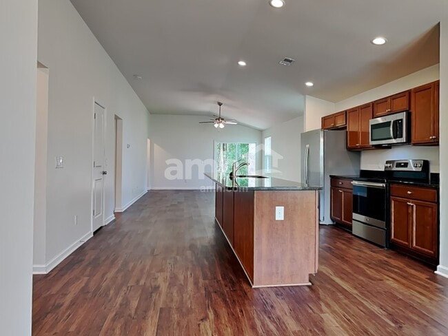 Photo - 43 Blackberry Cir