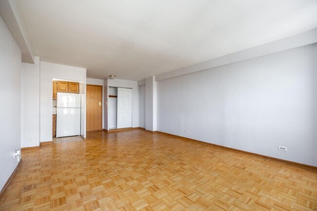 4180 N Marine Dr Unit 1009