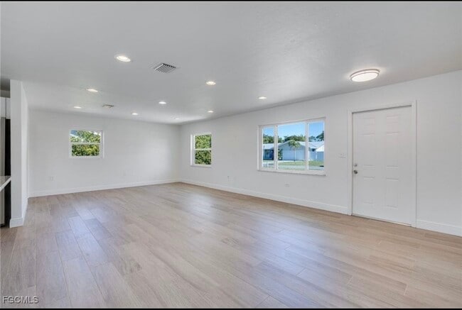 Photo - 7171 Drake Dr