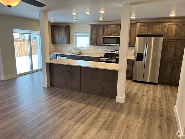 Building Photo - 1028 Abigail Ln Unit A Rental