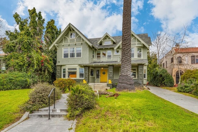 Photo - 4439 Victoria Park Dr Unidad 3A