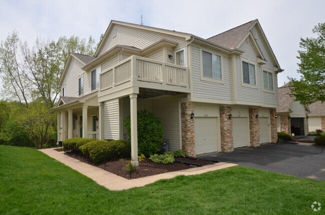 Building Photo - 6229 Commonwealth Dr Rental