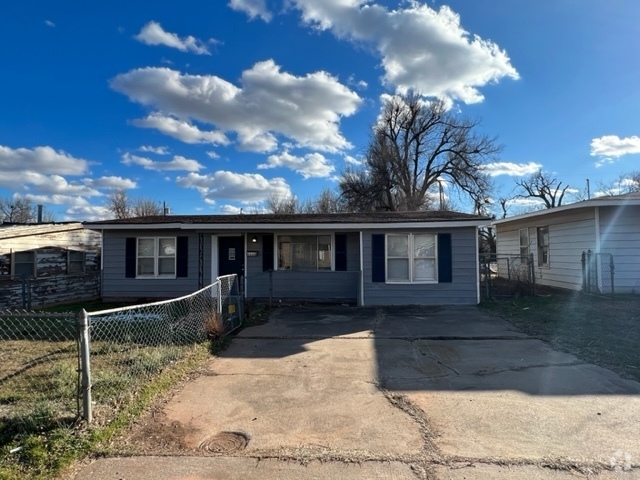 Building Photo - 1622 SE 62nd St Rental