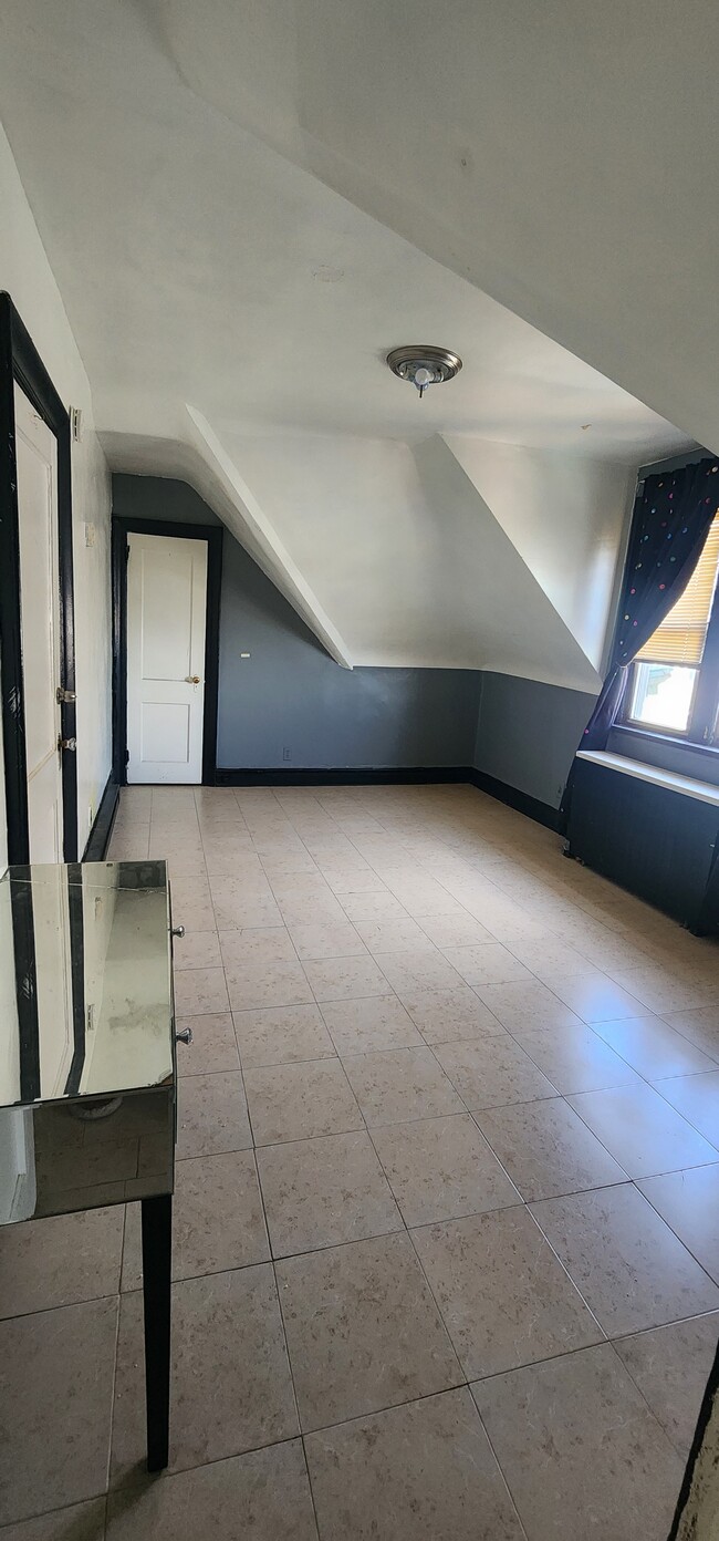 Photo - 241 Stegman St Unit Attick apartment
