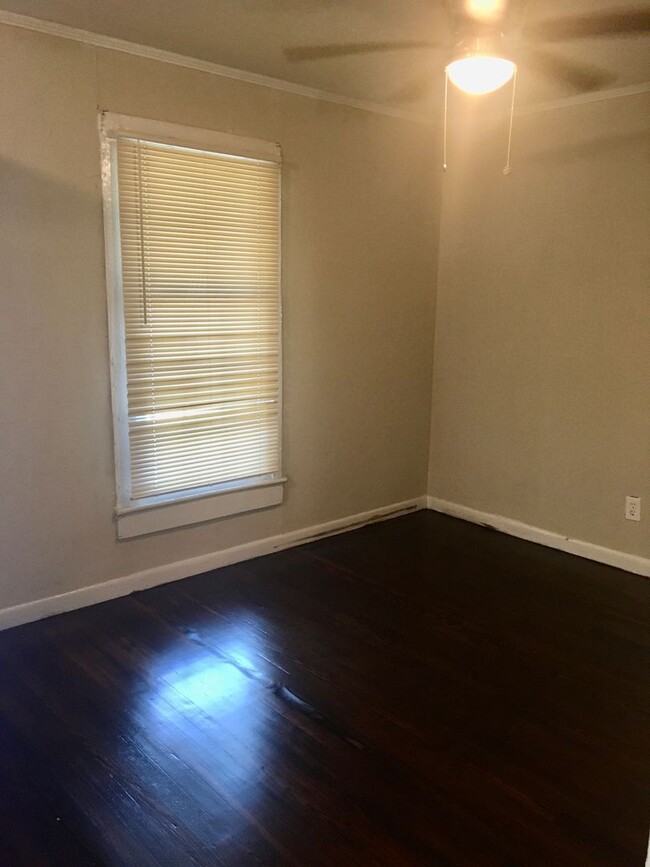 Welcome to your new 1 bedroom home! - Welcome to your new 1 bedroom home!