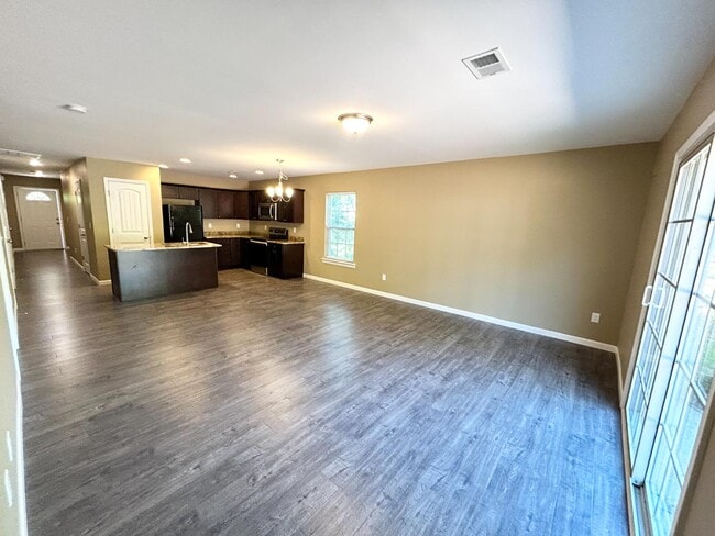 Photo - 120 Dogwood Ln