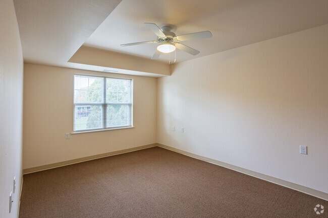 2BR, 2BA - 1,035SF - Second Bedroom