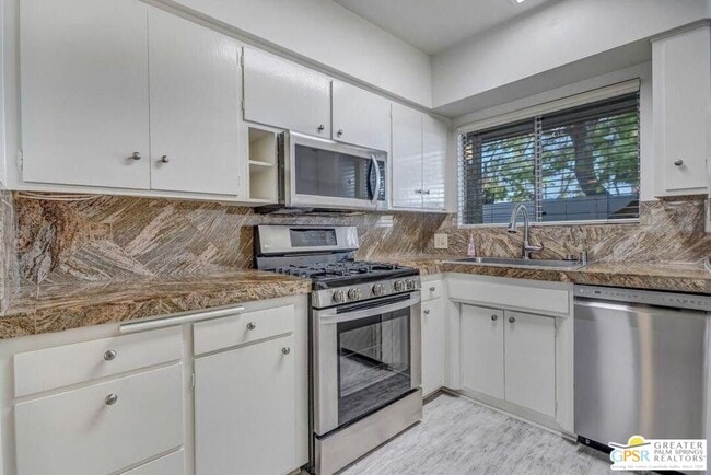 Photo - 1855 E Tachevah Dr