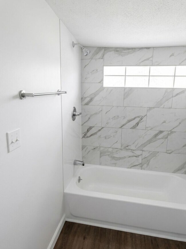 Photo - Three Bedroom One Bathroom Ready For ASAP Move In