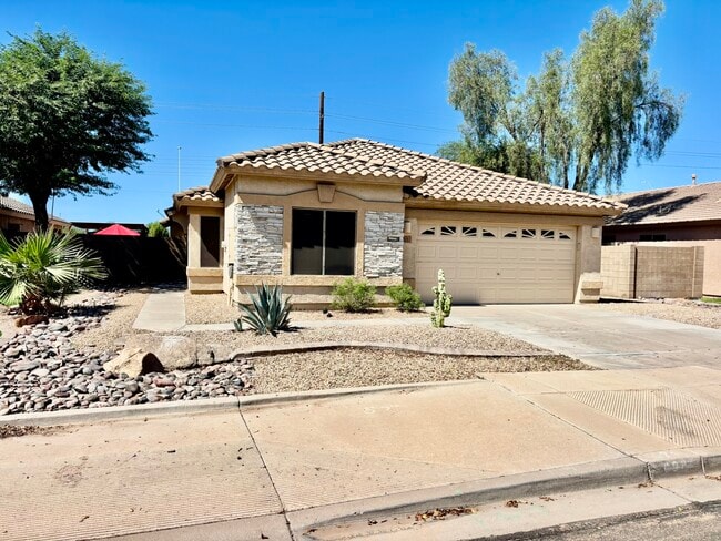 624 S 108th Pl