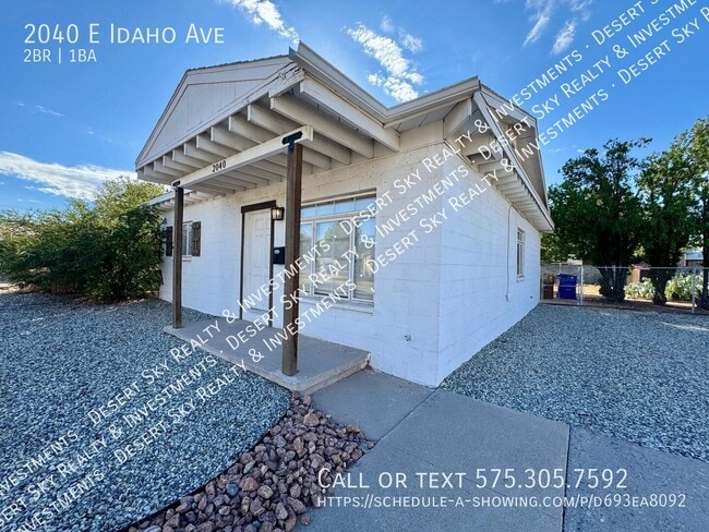 Building Photo - 2040 E Idaho Ave