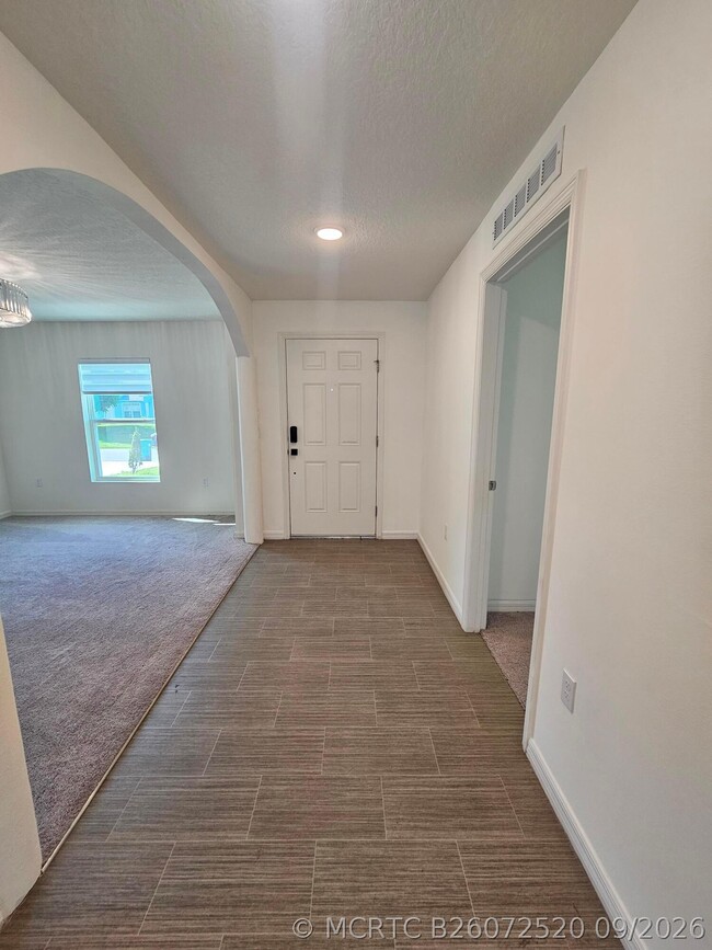 1465 SW San Esteban Ave