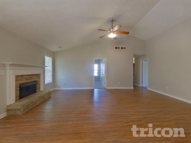 Photo - 255 Butler Bridge Cir