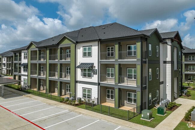 Foto principal - Saxon Pond Flats