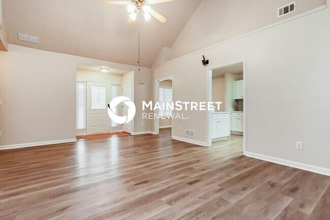 3 Bedroom Pet-Friendly Home in COVINGTON, GA with Main Street Renewal