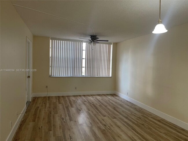 Photo - 9481 Evergreen Pl Unit 205