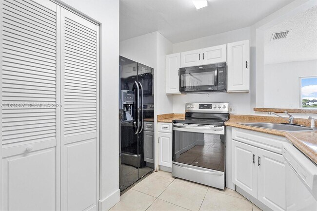 Photo - 3417 NW 44th St Unit 103