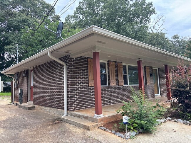 Building Photo - 718 Joryne Dr Rental