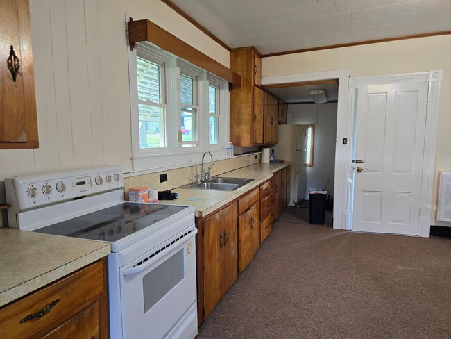 Photo - 217 Patmos Rd