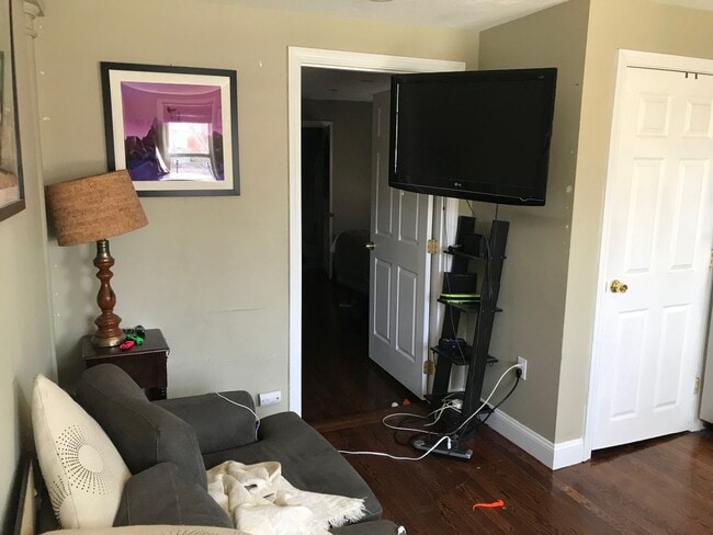 Photo - 735 Somerville Ave Unidad Apartment #1