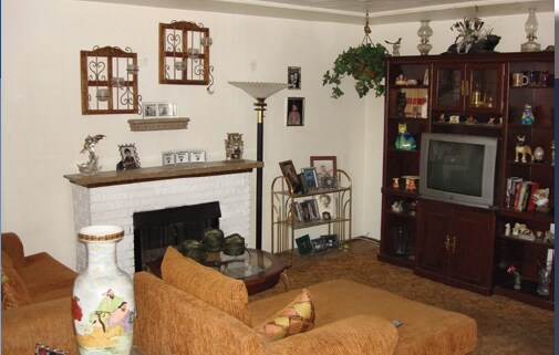 Photo - Colonial Manor Apartments