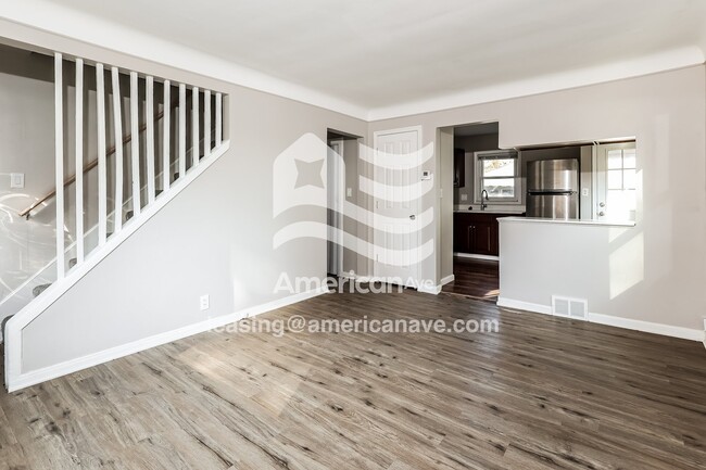 Photo - 2062 Champaign Rd