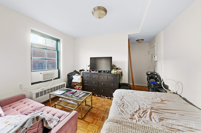 Photo - 536 E 79th St Unit APT 6N