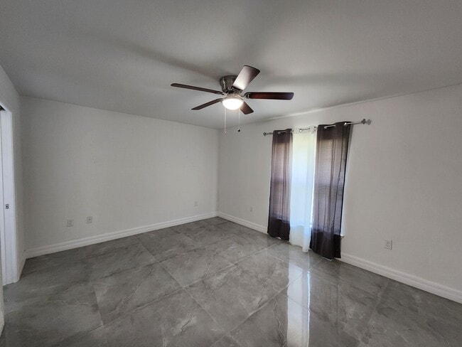 Photo - 4020 36th St SW