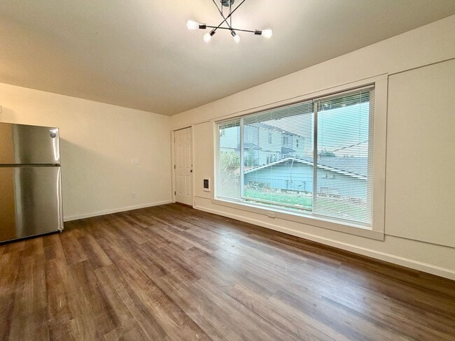 Photo - Newly Remodeled One Bedroom in Montavilla~... Unit 9124