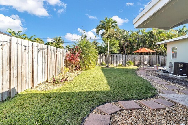 Photo - 3221 Seaward Dr