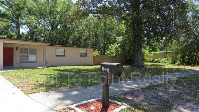 Photo - 1647 Dibble Cir W