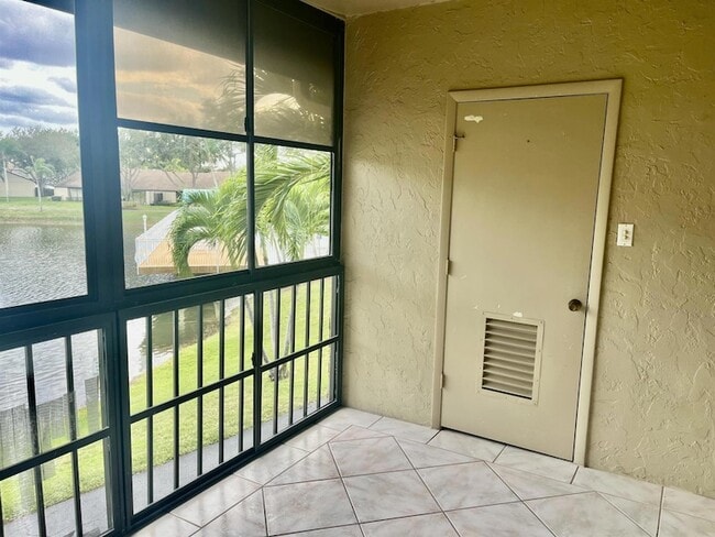 Photo - 536 Shady Pine Way Unit C2