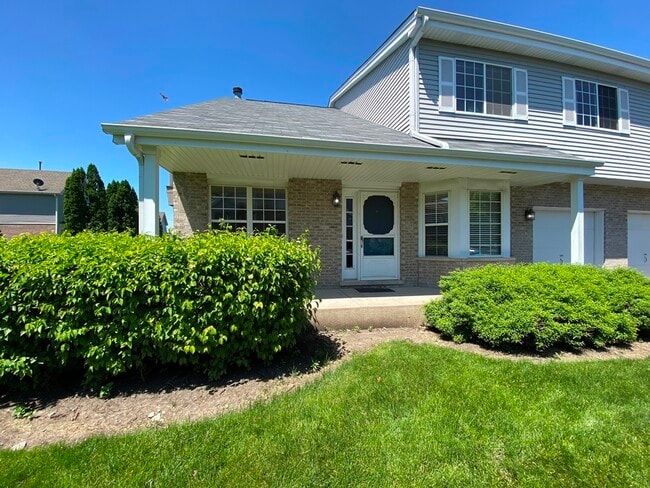 Photo - 3503 Willowview Ct Townhome