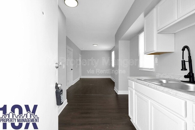 Photo - 1805 S 6th St Unit 1/2