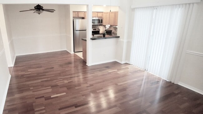 Photo - Beautiful 1/1 Wood Floors Condo for Rent i... Unit 6