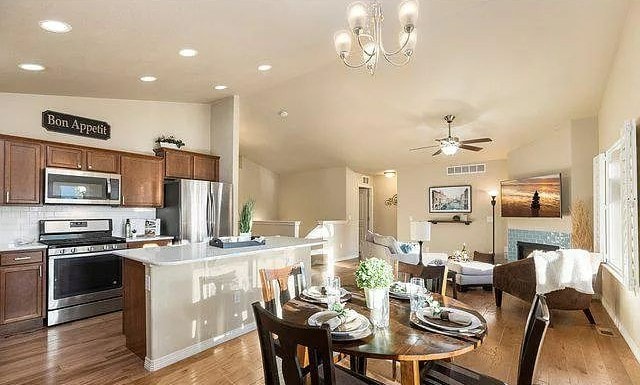 Photo - 5562 Osbourne Dr