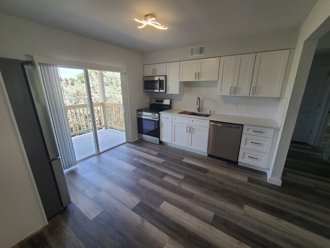 7196 68th Ct N