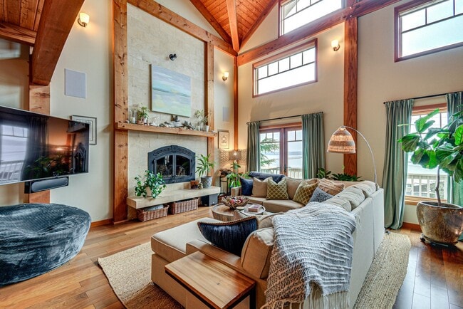 Photo - 27555 Sandy Shores Dr SW