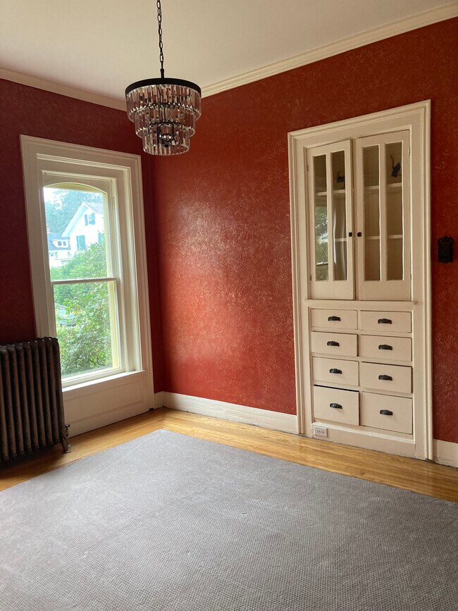 141 N Broad St Unit 1