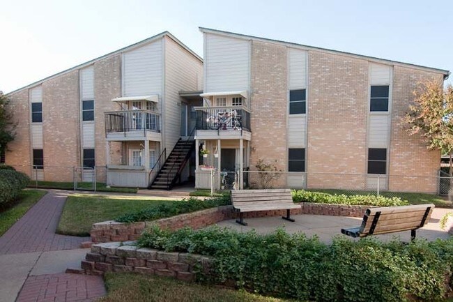 Photo - Ariva Apartment Homes