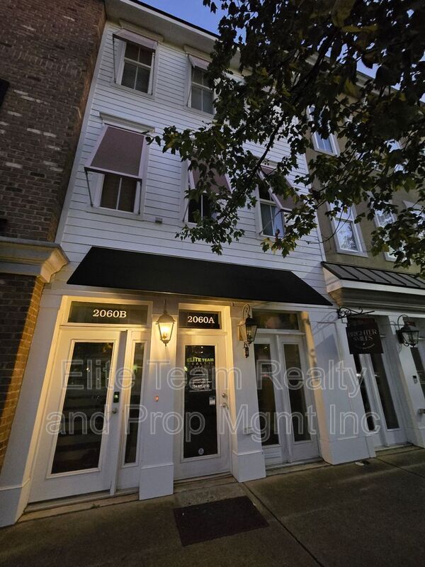 Building Photo - 2060 Ayrsley Town Blvd Unit #A