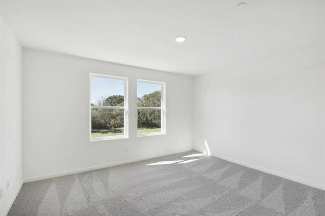 Photo - 233 Berthe Ct