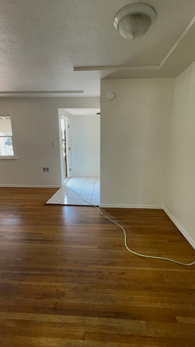 Photo - 10063 Faywood St