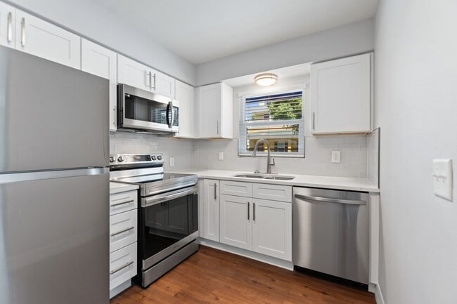 Photo - 5100/5102 24th Ave - Duplex Unit 5100 24th Ave