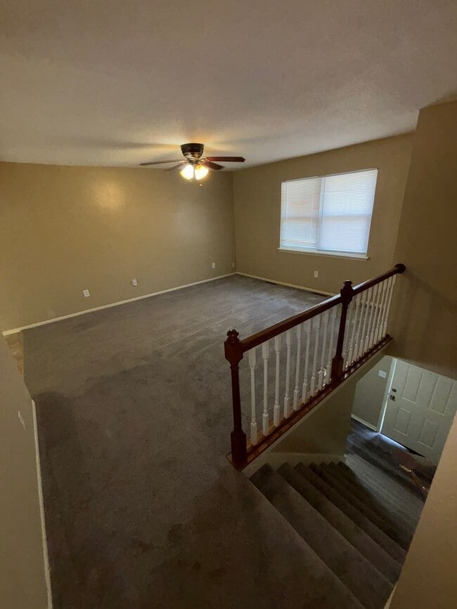 Photo - AVAILABLE NOW! 3 Bedroom 2.5 Bath in Lee's...