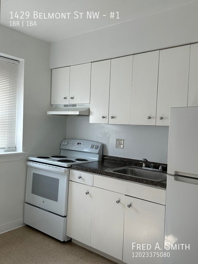 Photo - 1429 Belmont St NW Unidad #1
