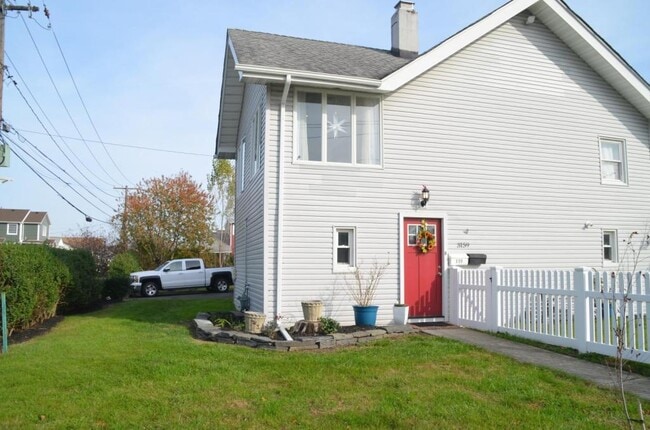 Building Photo - 3159 Milburn Ave