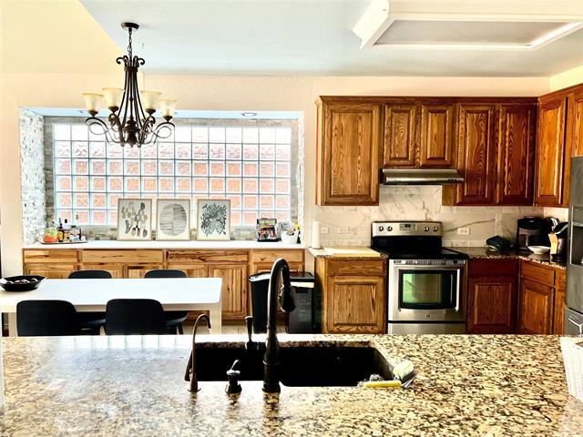 Photo - 1715 Mapleleaf Falls Dr