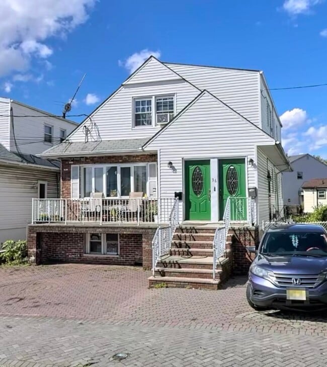 Photo - 36 Pinecrest Rd Unit 2