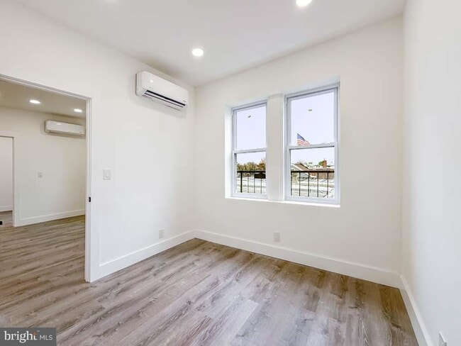 Photo - 30 Haddon Ave Unit 17